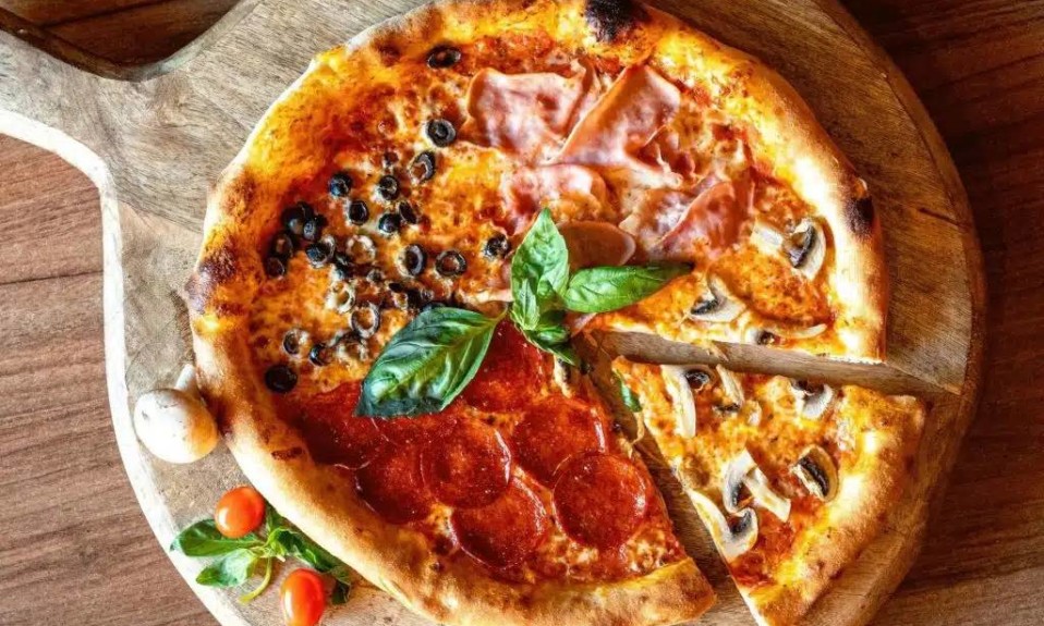 Quattro Stagioni Pizza (Italy)