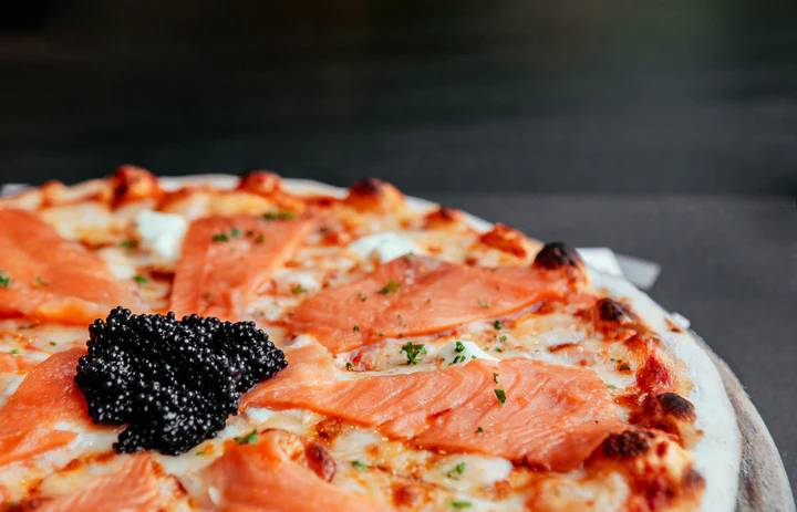 Black Caviar Pizza (Russia)