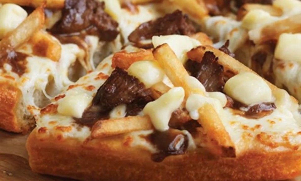 Poutine Pizza (Canada)