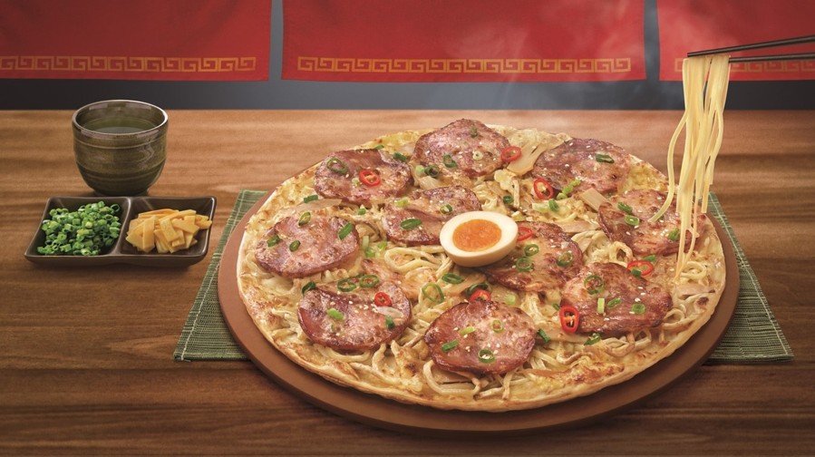 Chashu Pork Pizza (Japan)